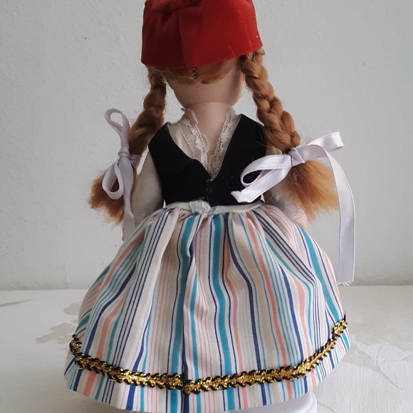 Vintage Symbol of Quality Doll 7013 Ginny Style - Picture 2 of 7